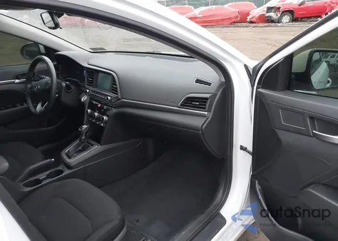 2019 Hyundai Elantra Value Edition z USA, uszkodzony, nr VIN 5NPD84LF2KH404991